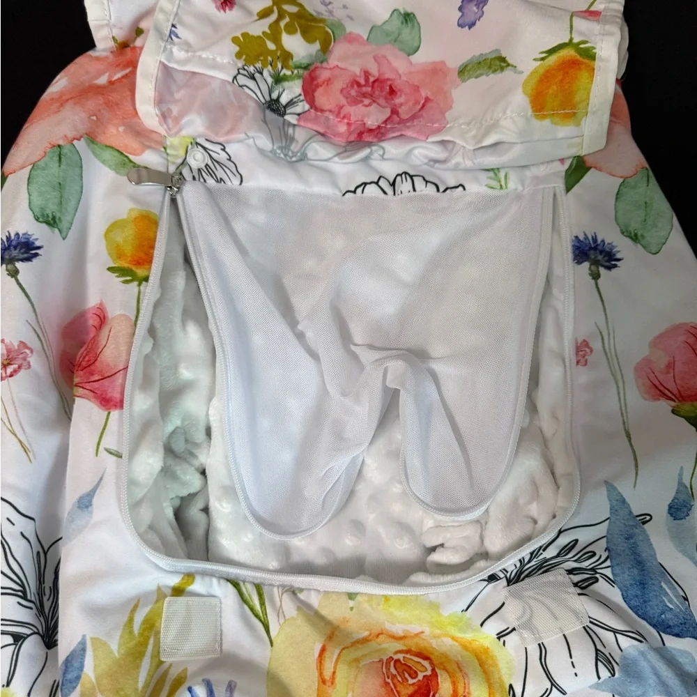 EUC infant seat cover and liner
